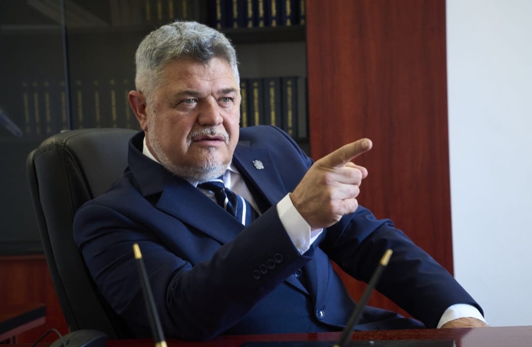 SRI și SIE veghează. Cine protejează economia României?