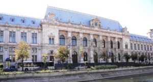 Palatul Justiției din București, simbol al sistemului judiciar din România