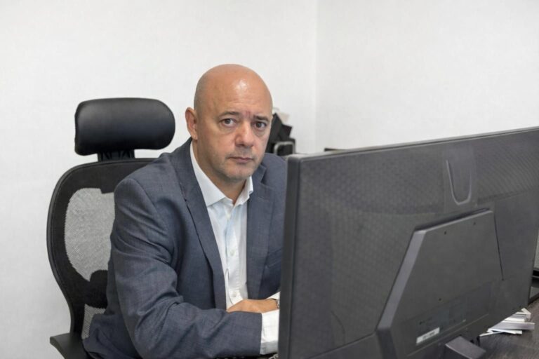 Marius Sepi redactor sef Civis News invitat la Romania TV intr o dezbatere despre pensii si veniturile romanilor
