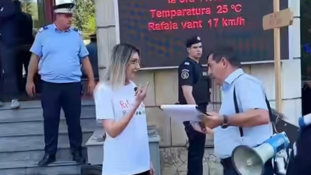 Protest și discuții privind reforma Romsilva în fața Ministerului Mediului