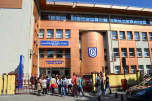 Universitatea „Aurel Vlaicu” din Arad – sediul universității implicate într-un scandal financiar