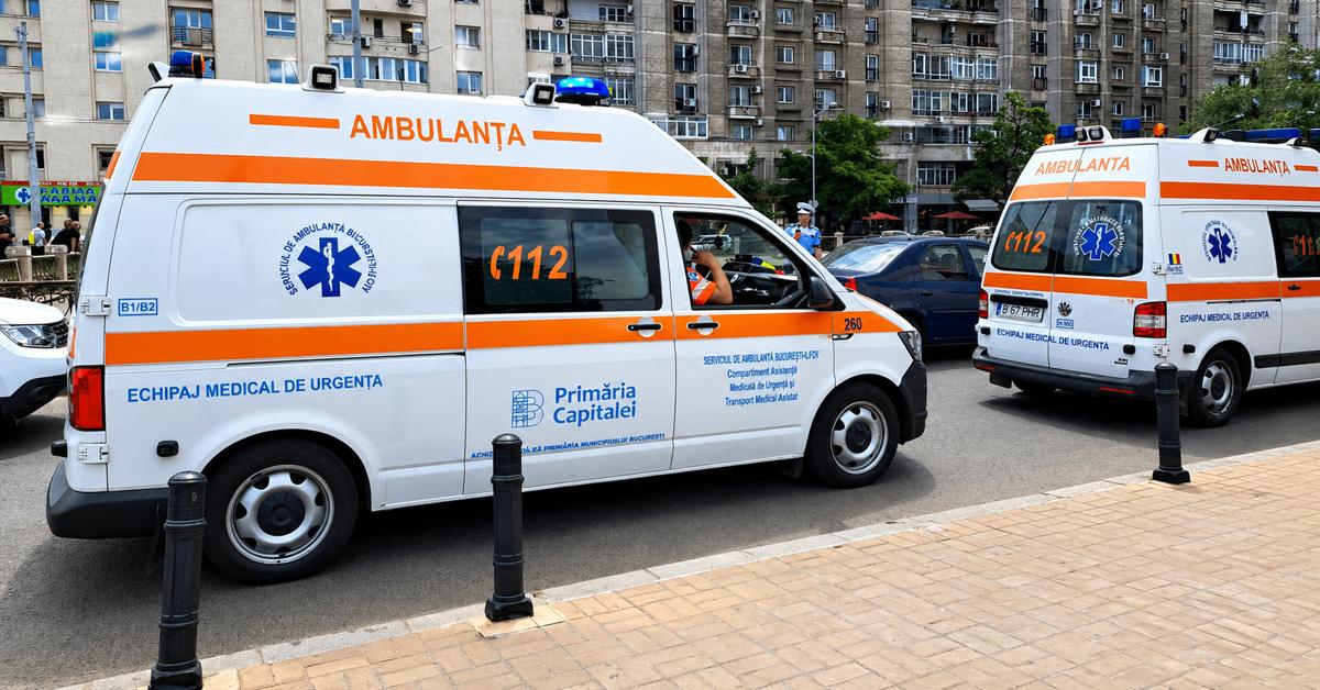Ambulanțe în intervenție în România, pe fondul crizei de personal din serviciile de urgență
